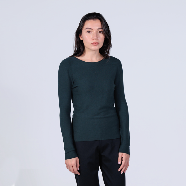 women wearing spruce green long-sleeve cellulosic knit pullover sweater