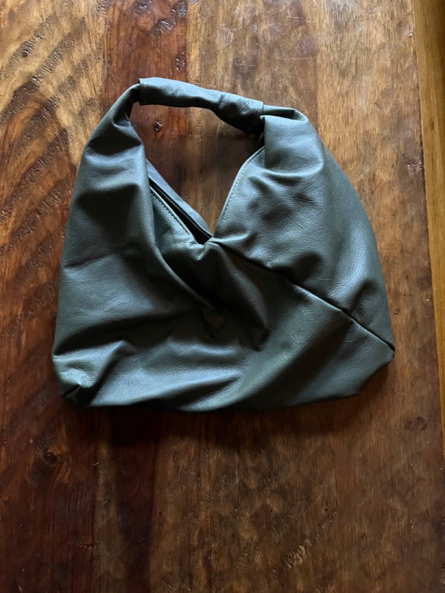 2025—Hobo Bag-NOT ON WEBSITE